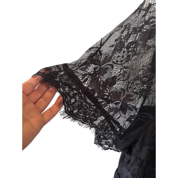 Torrid Black Lace Peplum Top Size 3 Sheer Overlay Short Sleeve Witchy Whimsygoth - Picture 3 of 7